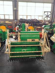 Máquina Cosechadora de Granos Motorizada de Alta Productividad y Durabilidad, Trilladora de Arroz y Soja, Cosechadora Combinada, Potencia de 16.4kw - Product Image 5