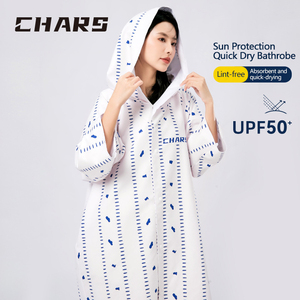 La <span class=keywords><strong>cape</strong></span> à rabat peut être portée et enveloppée plongée adulte séchage rapide natation sport serviette <span class=keywords><strong>de</strong></span> <span class=keywords><strong>bain</strong></span> peignoir sport crème solaire serviette <span class=keywords><strong>de</strong></span> <span class=keywords><strong>bain</strong></span> - Product Image 2