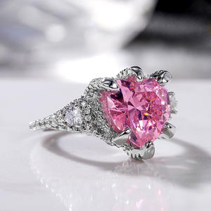 Anillo de compromiso plateado para mujer F799 con cristal rosa y piedra central ovalada de diamantes de imitación, elegante joya de boda para ella - Product Image 4