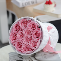 Lot de 11 boîtes de roses éternelles rouges de luxe en gros pour la Fête des Mères, la Saint-Valentin, la remise des diplômes et Noël