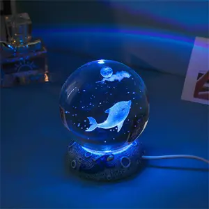 Разноцветное светодиодное освещение, подставка для сферы из смолы, украшение для офиса и дома, рождественские подарки, морские животные, хрустальный шар, 3D внутренняя резьба