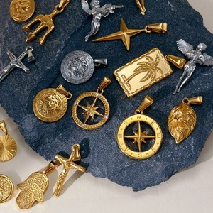 Pendentifs en gros plaqués or PVD, compas étoile du <span class=keywords><strong>Nord</strong></span> et croix, pour colliers, bijoux fantaisie en acier inoxydable, breloques - Product Image 3