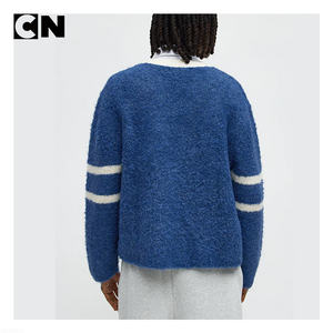 Pull en maille moelleux à col en V, logo personnalisé, fabrication de pulls certifiés GRS, laine et polyester, pour homme, équipe gagnante - Product Image 4