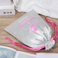 Pochette en satin imprimé avec logo personnalisé sac à cordon de soie pour extension de cheveux emballage de perruque sac à poussière cadeau avec emballage textile