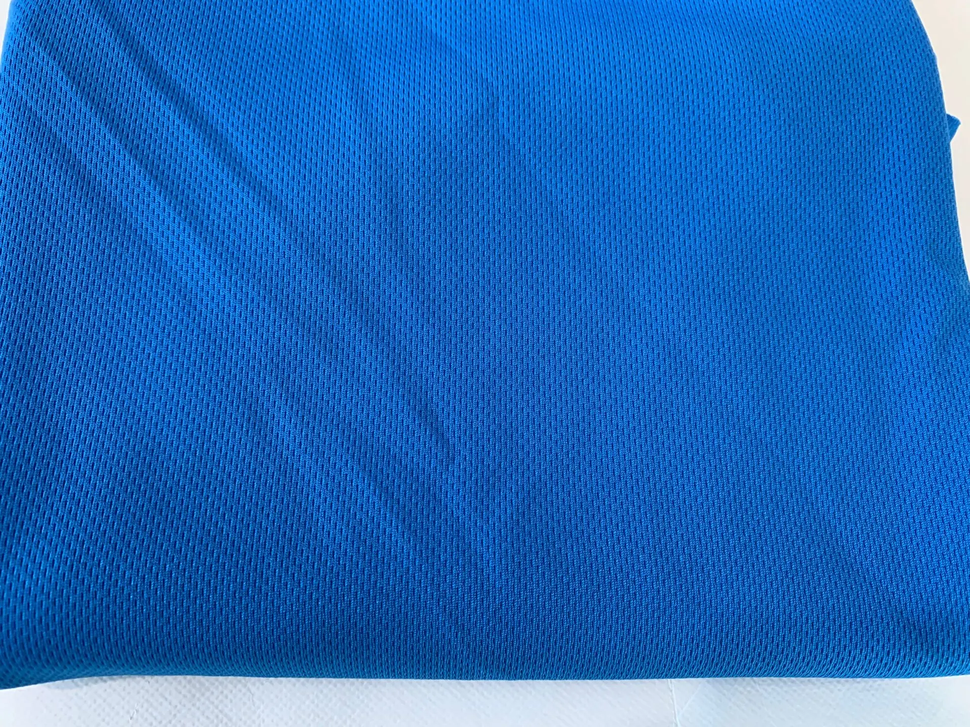 Tái Chế Polyester Nhanh Chóng Làm Khô Thoáng Khí Micro Wicking Mềm Lưới Vải Nhanh Chóng Khô Jersey UV + Thể Thao Vải