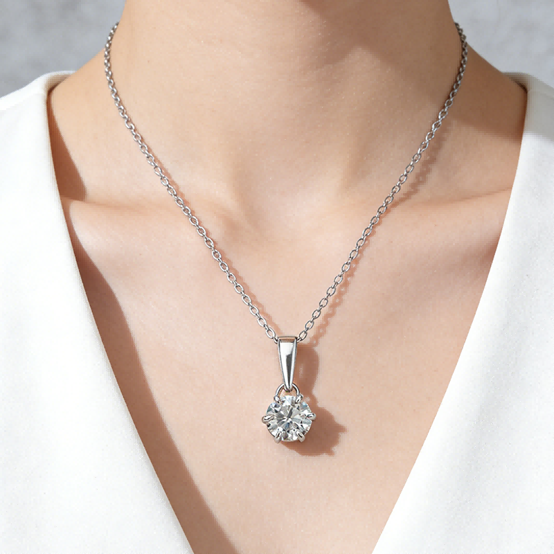Classical 1ct Round Cut Moissanite 6