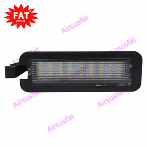 Eclairage de plaque d'immatriculation LED blanc pour Dodge Charger Challenger Chrysler 2015 <span class=keywords><strong>Pacifica</strong></span> Jeep Compass Tag Lamp Assembly 2022 K 300-6000 - Product Image 2