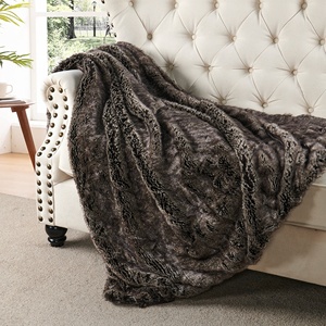 Luxury Chinchilla Faux Fur <b>Throw</b> Blanket, 127x152.4cm Cozy Warm Fuzzy <b>Cover</b> for <b>Sofa</b> Bed - Product Image 2