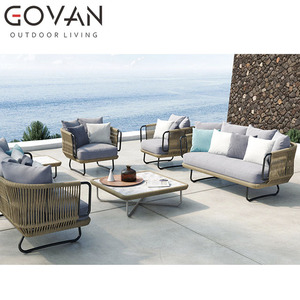 Ensemble de canapé d'extérieur moderne et élégant à trois places, coussins résistants à l'eau, <span class=keywords><strong>GOVAN</strong></span> GA-VA741, aluminium thermolaqué, taille personnalisable - Product Image 1