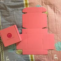 BAS quantité minimale de commande Carton ondulé recyclable Logo personnalisé multicolore Papier d'emballage cadeau Papier postal Boîtes d'expédition pour petites entreprises
