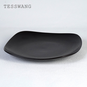 Assiettes en céramique de style occidental de luxe haut de gamme <span class=keywords><strong>vaisselle</strong></span> noire créative <span class=keywords><strong>service</strong></span> en porcelaine pour restaurant à domicile - Product Image 4