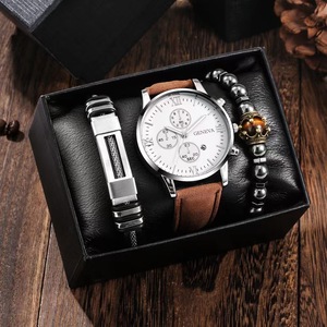 Reloj de cuarzo para hombre emparejado con pulsera de moda adecuada para el uso diario Dele <span class=keywords><strong>un</strong></span> regalo <span class=keywords><strong>a</strong></span> su <span class=keywords><strong>novio</strong></span> - Product Image 2