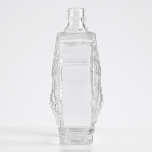 <span class=keywords><strong>Botella</strong></span> <span class=keywords><strong>de</strong></span> Vidrio Personalizada con Grabado Delicado <span class=keywords><strong>de</strong></span> Cabeza <span class=keywords><strong>de</strong></span> Lobo para <span class=keywords><strong>Vodka</strong></span> y Whisky - Product Image 2
