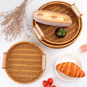 Bandeja Redonda de Ratán, Cesta Redonda Tejida con Asas, Cestas Decorativas de Mimbre, Bandejas para Servir, Duraderas y Fáciles de Limpiar - Product Image 3