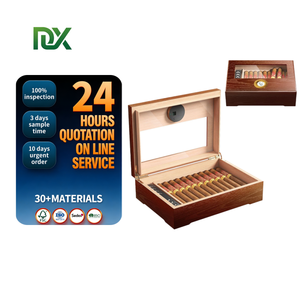 Humidificador de Cigarros de Escritorio de Madera de Cedro con Higrómetro, Tapa de Cristal, Cerradura de Combinación, Cortador, Punzón, Cenicero y Compartimentos de Almacenamiento Marrones - Product Image 1