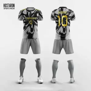 HOSTARON Großhandel 100% Polyester Club Sublimation Fußballtrikots Kits individuelle Fußballuniform Herren Fußballbekleidung Set mit Logo