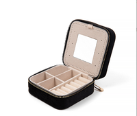 Boîte de rangement de voyage rectangulaire portable en velours, design personnalisé, doublure en daim, miroir élégant, pour bijoux Macaron - Vente en gros