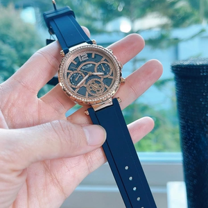 Orologio da Donna al Quarzo con Quadrante Trasparente <span class=keywords><strong>che</strong></span> Simula un Orologio in Silicone per l'Visualizzazione di Data e Giorno della Settimana - Product Image 5