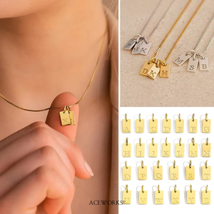 Etiqueta Rectangular con Iniciales |   Colgante de Letra del Alfabeto Grabado en Acero Inoxidable Chapado en Oro PVD de 18K |   Impermeable, Hipoalergénico - Product Image 3