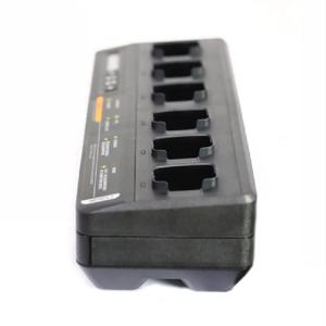 Chargeur multiple OEM 6 voies PMPN4406 pour talkie-walkie, charge et décharge multiples, adapté pour MTP3550 - Product Image 2
