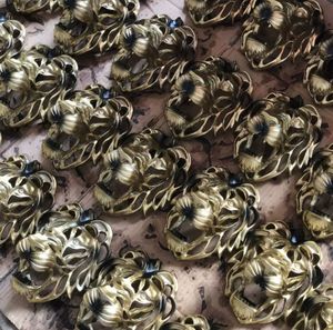 Venta al por mayor cabeza de león estatua resina artesanía estatuilla para jardín entrada pared decoración colgante de pared - Product Image 6