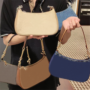 Bolso de Hombro Retro de Media Luna en Piel Vegana Granulada con Cadena Dorada, Elegante Bolso Hobo de Media Luna para Mujer - Product Image 5