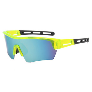 Nuovi <span class=keywords><strong>Occhiali</strong></span> <span class=keywords><strong>da</strong></span> <span class=keywords><strong>Sole</strong></span> <span class=keywords><strong>Sportivi</strong></span> <span class=keywords><strong>da</strong></span> Ciclismo 2022 all'Ingrosso per Uomo e <span class=keywords><strong>Donna</strong></span> <span class=keywords><strong>da</strong></span> Esterno per Pesca, Bicicletta, Corsa e Arrampicata - Product Image 3
