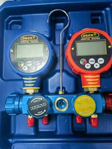 4-वे एयर कंडीशनिंग डिजिटल मैनिफोल्ड गेज सेट ऑटोमोटिव होम एचवीएसी डायग्नोस्टिक रेफ्रिजरेंट चार्ज मीटर R134A R410A - Product Image 2