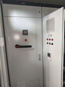 Armoire de commande industrielle automatique (MCC) avec variateur de fréquence (VFD) - Product Image 3