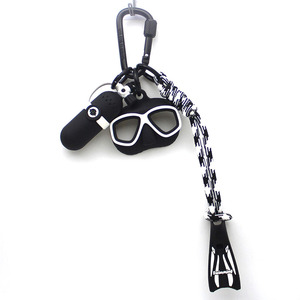 Llavero de PVC suave con diseño minimalista creativo de oxígeno para buceo, para aletas, gafas, amuleto de pareja, colgante para bolso, pequeño regalo - Product Image 5