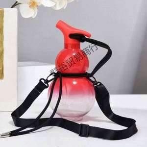 Bouteille d'eau sport en plastique écologique en forme de gourde grande capacité – Tendance créative et mode pour le transport en groupe - Product Image 4