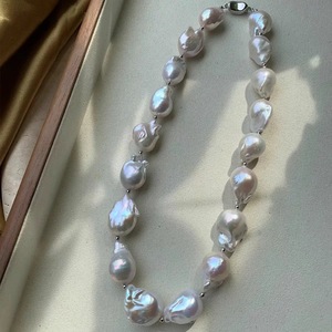 Collar de Perlas de Agua Dulce Barrocas de Plata 925 de Alta Calidad, Blanco Translúcido en Polvo con Cadena para Clavícula, Totalmente Natural e Irregular - Product Image 1