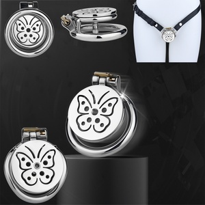 Jaula Metálica con Diseño de Mariposa, Dispositivo de Castidad de Fantasía con Múltiples Opciones para Hombres, Nuevo y en Oferta - Product Image 1