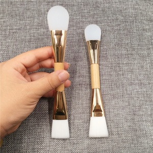Brosse à masque à double extrémité avec logo personnalisé Brosse à masque de boue pour cheveux doux pour salons de beauté - Product Image 4