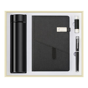 Coffret cadeau 4 en 1 pour femmes A5 Notebook Flask USB Flash Drive Pen Storage Pen Pocket All in a Stylish Box - Product Image 1