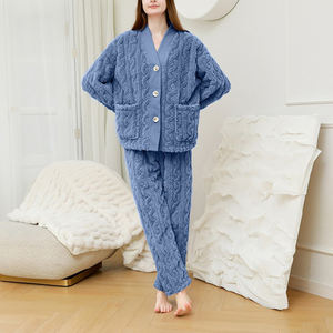 Vêtements d'occasion pour femmes, vêtements à balles épaisses, pyjamas mixtes vêtements de nuit d'occasion en coton de qualité populaire vêtements de nuit pour femmes/ - Product Image 1