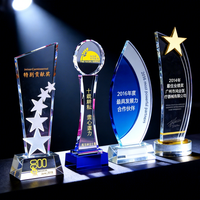 Trophée, Médaille et Plaque Personnalisés en Cristal Transparent Gravé pour Sports et Mariages