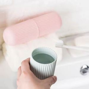 USA Mairun Creative Classic Brosse à dents de voyage en plastique étanche Ensemble de gobelets pour la douche Support portable avec couvercle - Product Image 5