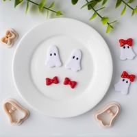 Moule de découpe fantôme style dessin animé avec nœud mignon en argile souple pour boucles d'oreilles et pendentifs, outil de bricolage pour Halloween