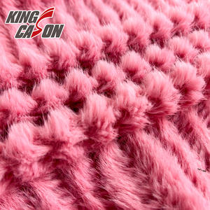 Прямая Продажа с фабрики, Лидер продаж, вязаная волнистая жаккардовая искусственная премиум-класса, роскошная шелковистая ткань из искусственного меха для одежды - Product Image 3