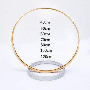 Cadre <span class=keywords><strong>photo</strong></span> rond en alliage d'<span class=keywords><strong>aluminium</strong></span> écologique avec finition décorative en fil métallique et oxydation - Product Image 1