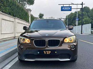 <span class=keywords><strong>BMW</strong></span> <span class=keywords><strong>X1</strong></span> <span class=keywords><strong>2012</strong></span> SDrive18i Edición de Lujo Turbo 4L Gasolina/Automático Sedán con Volante a la Izquierda, Neumáticos R20/R15/R16, Interior Oscuro - Product Image 2