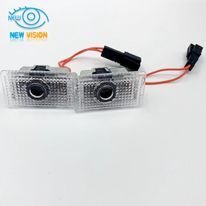 Kit d'éclairage LED Plug & Play pour l'intérieur de Tesla : lampes de bienvenue pour les portes et les pieds, pour automobiles - Product Image 6