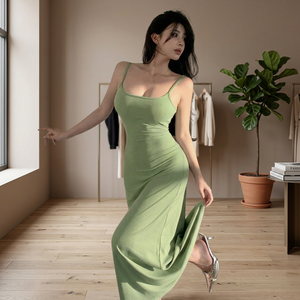 Vestidos de Mujer de Fabricante OEM, Color Amarillo Pálido, Cuello Corazón, Sin Mangas, Cintura Anudada, Estilo Sirena, Maxi, Poliéster Satinado, Transpirable - Product Image 1