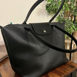 <span class=keywords><strong>Sac</strong></span> à main décontracté pour femme en similicuir de grande capacité Nouveau <span class=keywords><strong>sac</strong></span> fourre-tout à bandoulière tendance imperméable avec fermeture éclair - Product Image 2