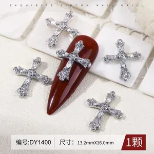 จี้คริสตัลรูปดอกกุหลาบสไตล์เรโทรประดับเพชรซิคอนหรูหรา พร้อมจี้โลหะรูปไม้กางเขน สำหรับตกแต่งเล็บ งานฝีมือ DIY - Product Image 6