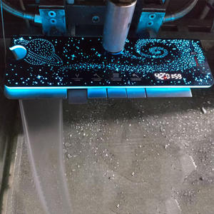 Ensemble de douche rectangulaire à température constante avec affichage numérique LED, design touches de piano, thème ciel étoilé, alimenté par piles - Product Image 1