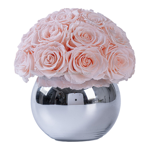 Vase en verre électroplaqué argenté en forme de dôme floral de luxe, rose éternelle préservée pour mariage, Saint-Valentin - Product Image 3