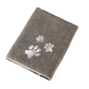 Toalla de Baño para Mascotas de Microfibra Suave, Gris, con Estampado de Huellas Bordadas, Rectangular, Estilo Simple, para Uso en el Baño - Product Image 3