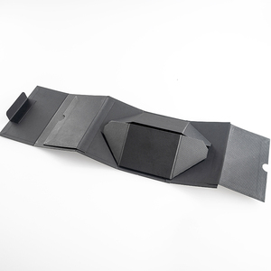 Caja de Regalo Plegable Pequeña con Cierre Magnético y Asa - Product Image 2